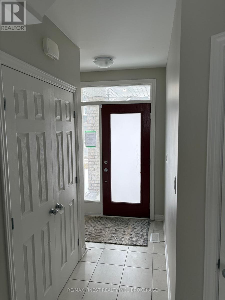 1342 DEMERS AVENUE, Kingston — photo 2