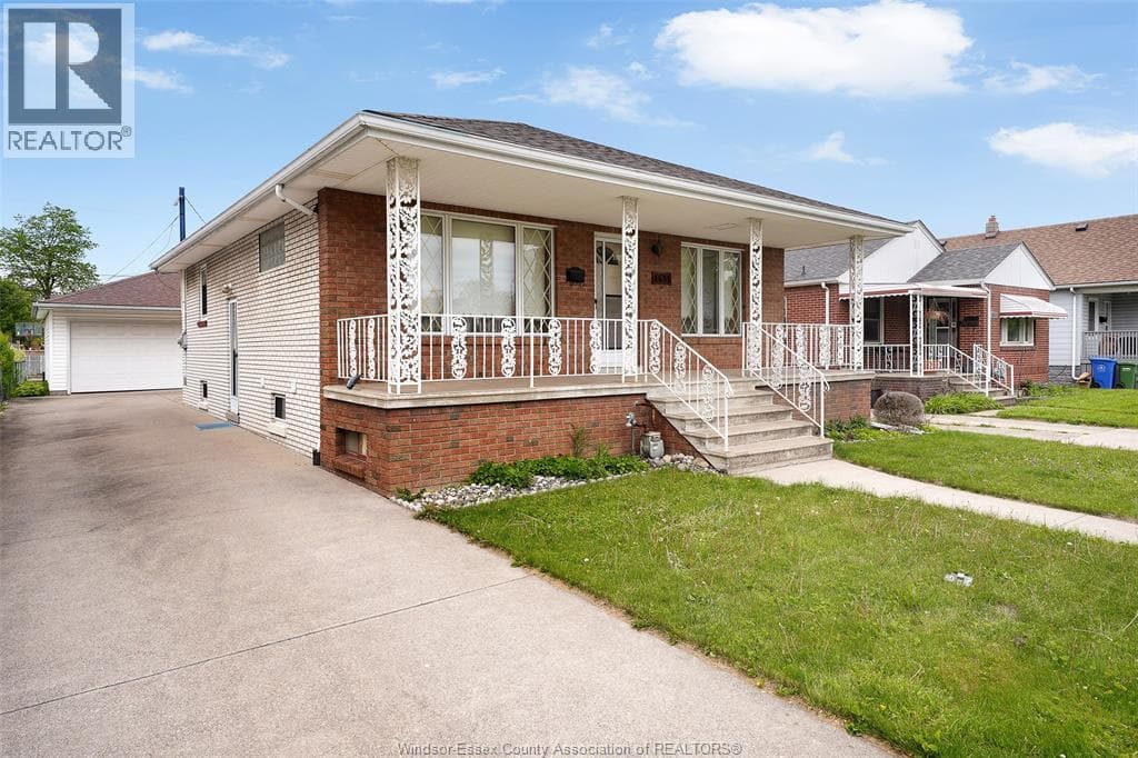1639 LANGLOIS AVENUE, Windsor — photo 3