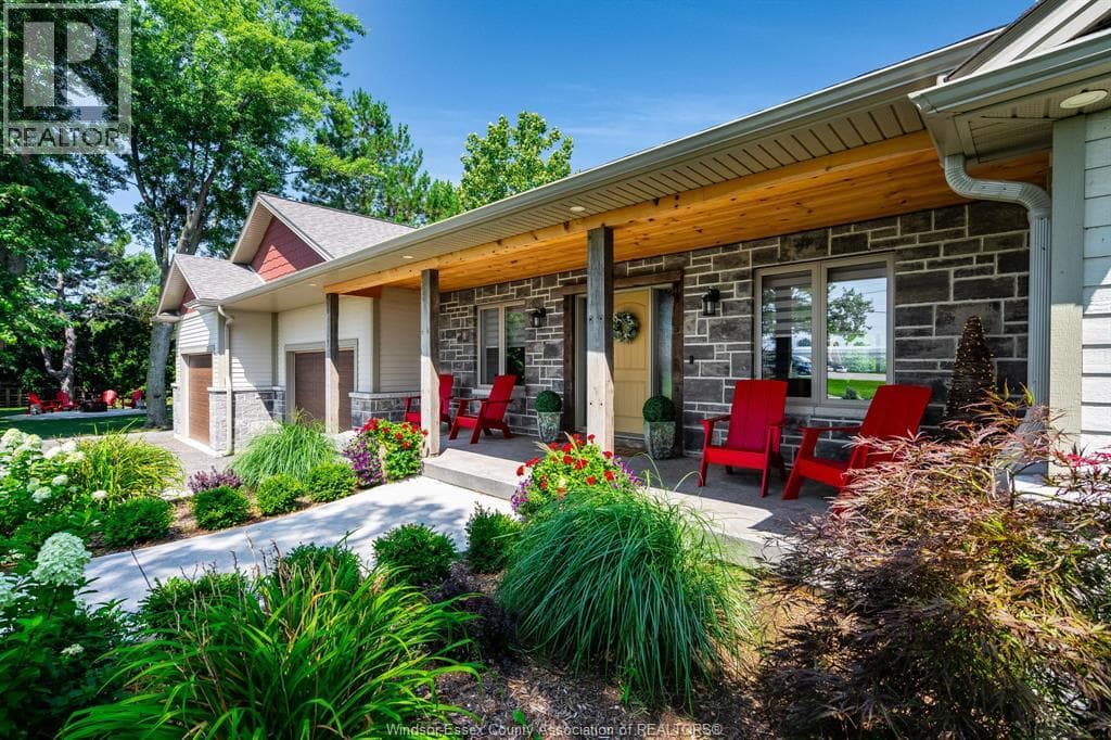 1568 Gore ROAD, Windsor — photo 4