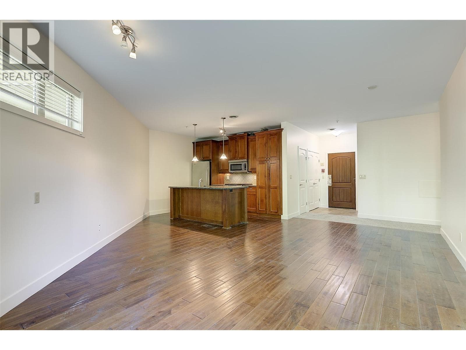 4042 Pritchard Drive Unit# 2104, Interior REALTORS® — photo 3