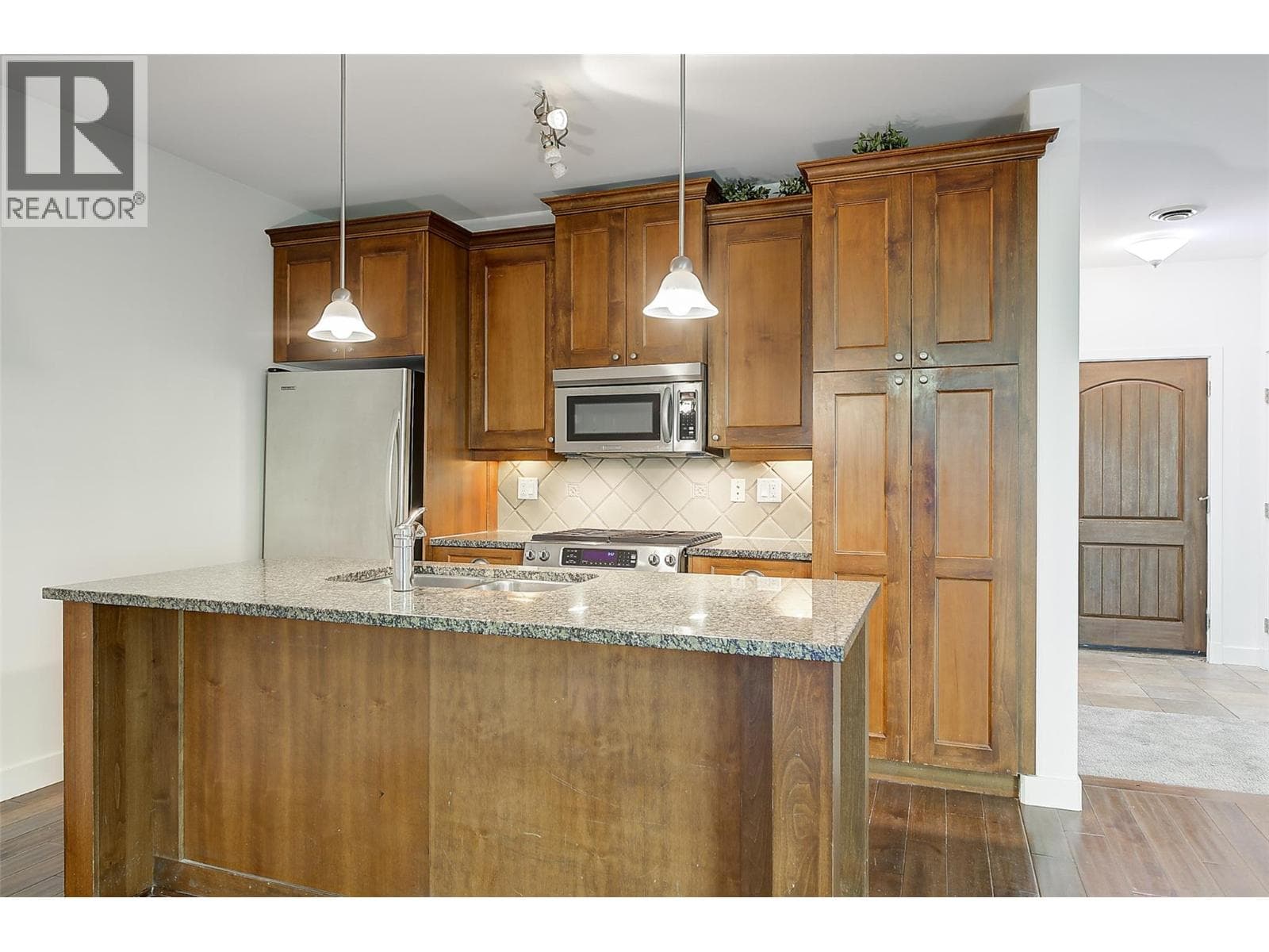 4042 Pritchard Drive Unit# 2104, Interior REALTORS® — photo 4