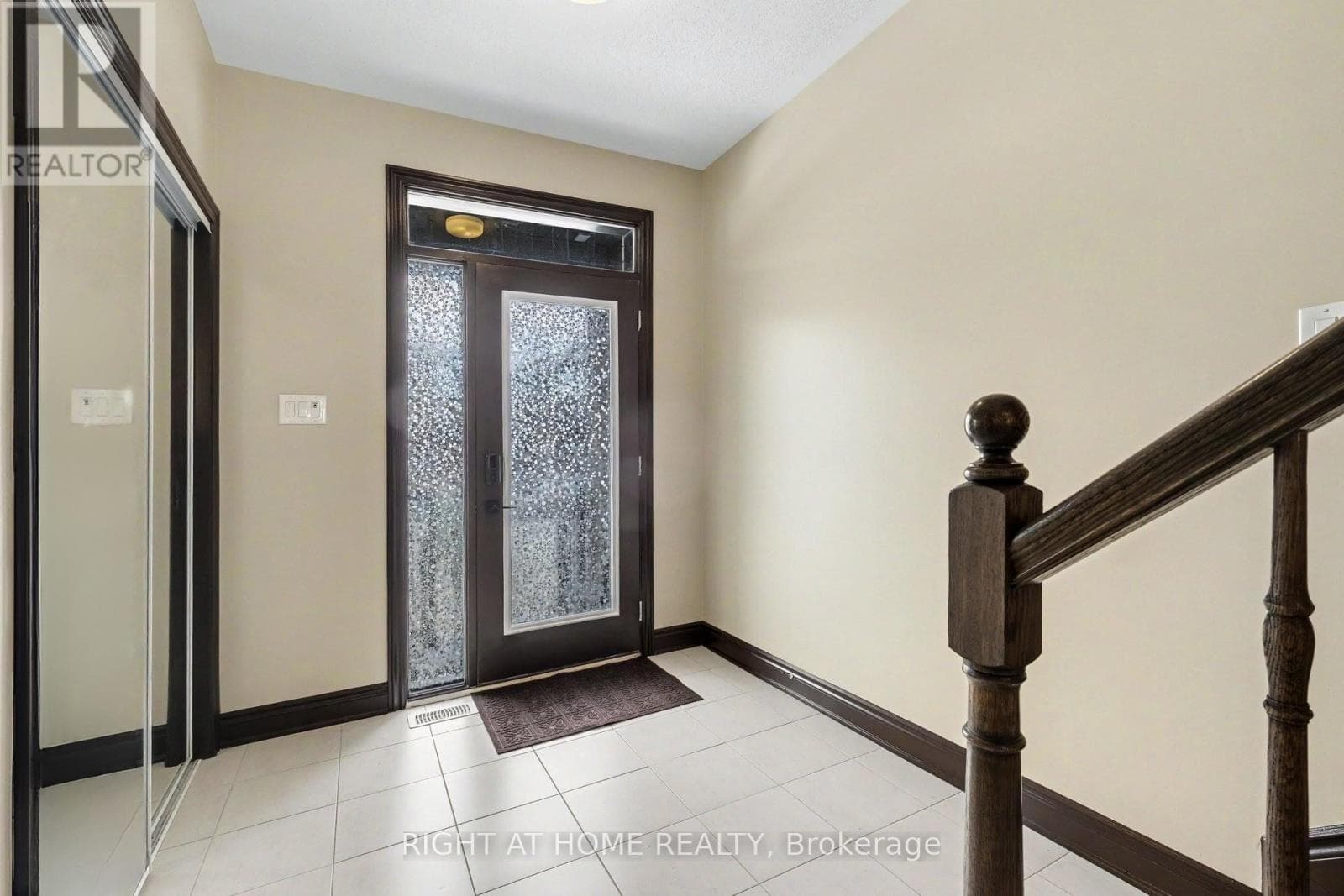 608 FENWICK WAY, Ottawa — photo 3