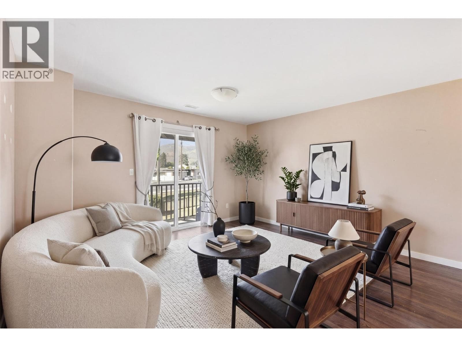 1741 TRANQUILLE Road Unit# 13, Interior REALTORS® — photo 4