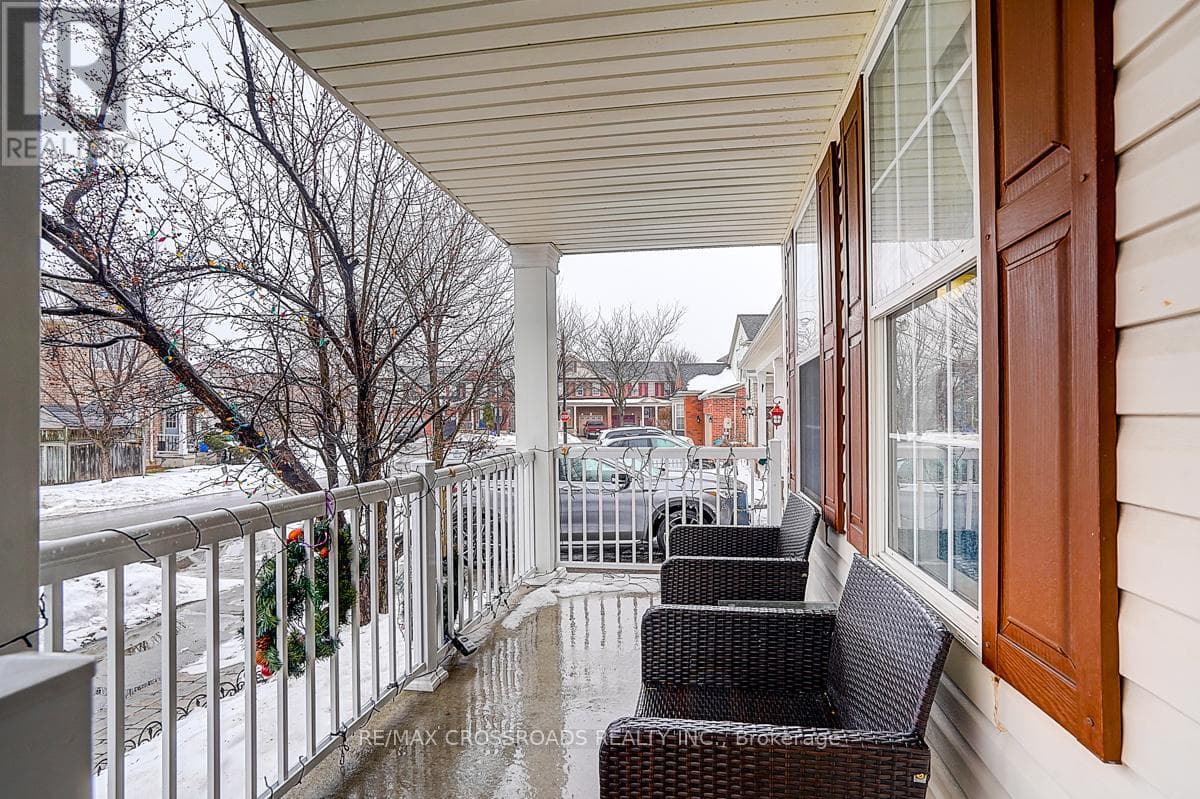 597 CAVERHILL CRESCENT, Toronto — photo 4