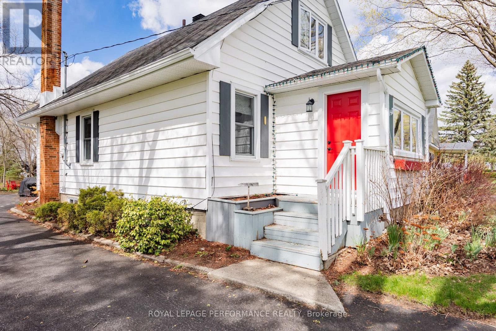 147 MCCORMICK ROAD, Cornwall — photo 2
