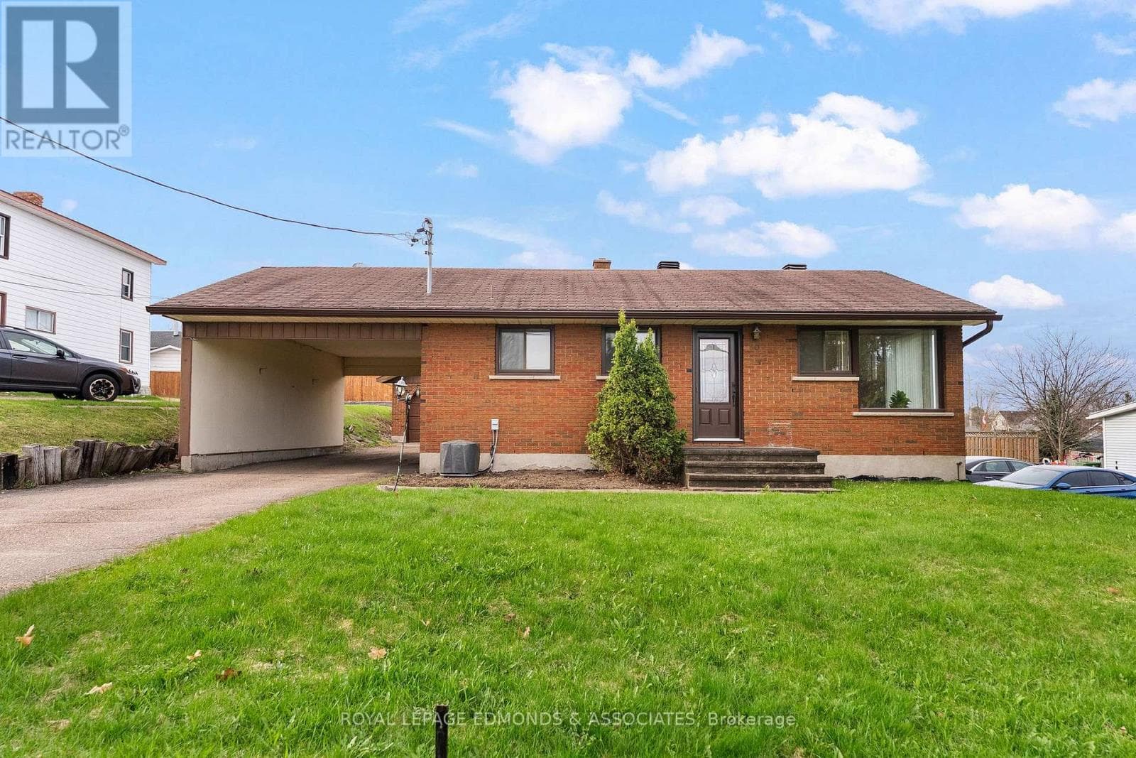 90 DEACON STREET, Renfrew County — photo 5