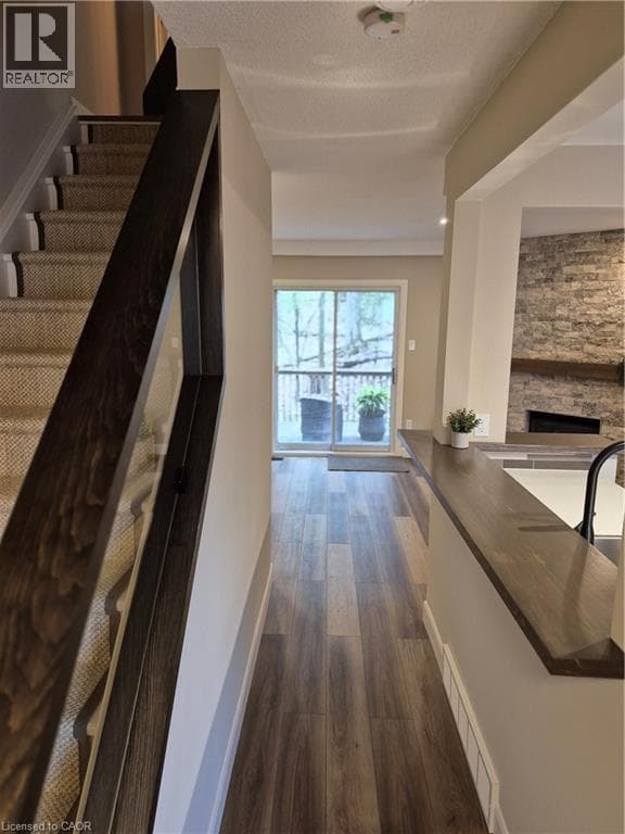 219 KINGSWOOD Drive Unit# 26, Cornerstone — photo 3