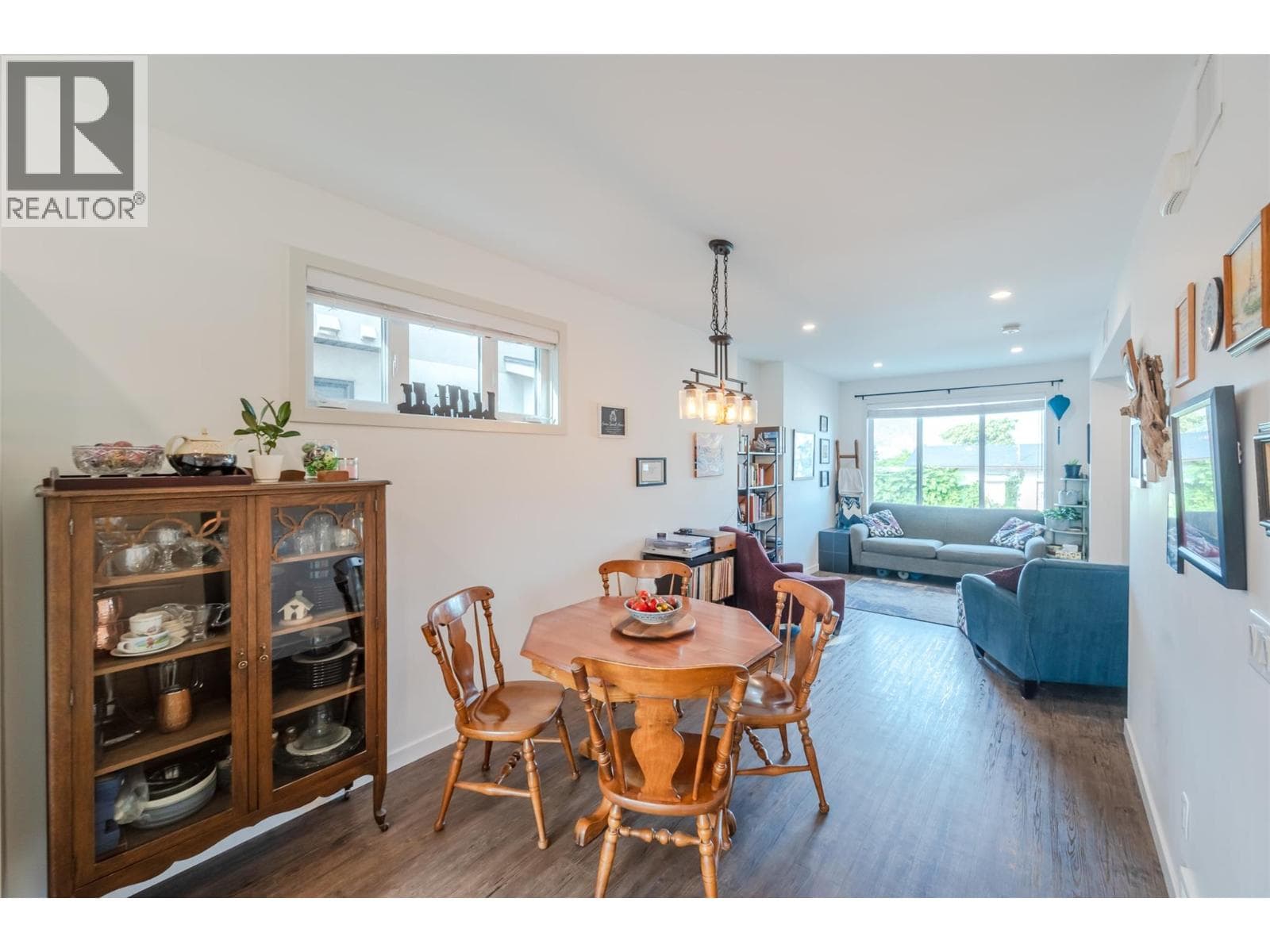 1228 GOVERNMENT STREET STREET UNIT 102, Interior REALTORS® — photo 5