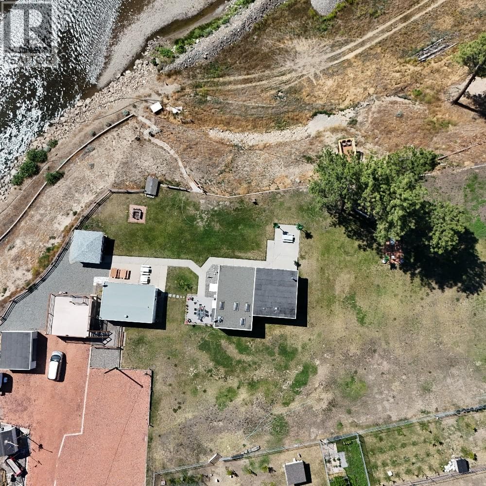 2224 Merritt Spences Bridge Hwy, Interior REALTORS® — photo 2