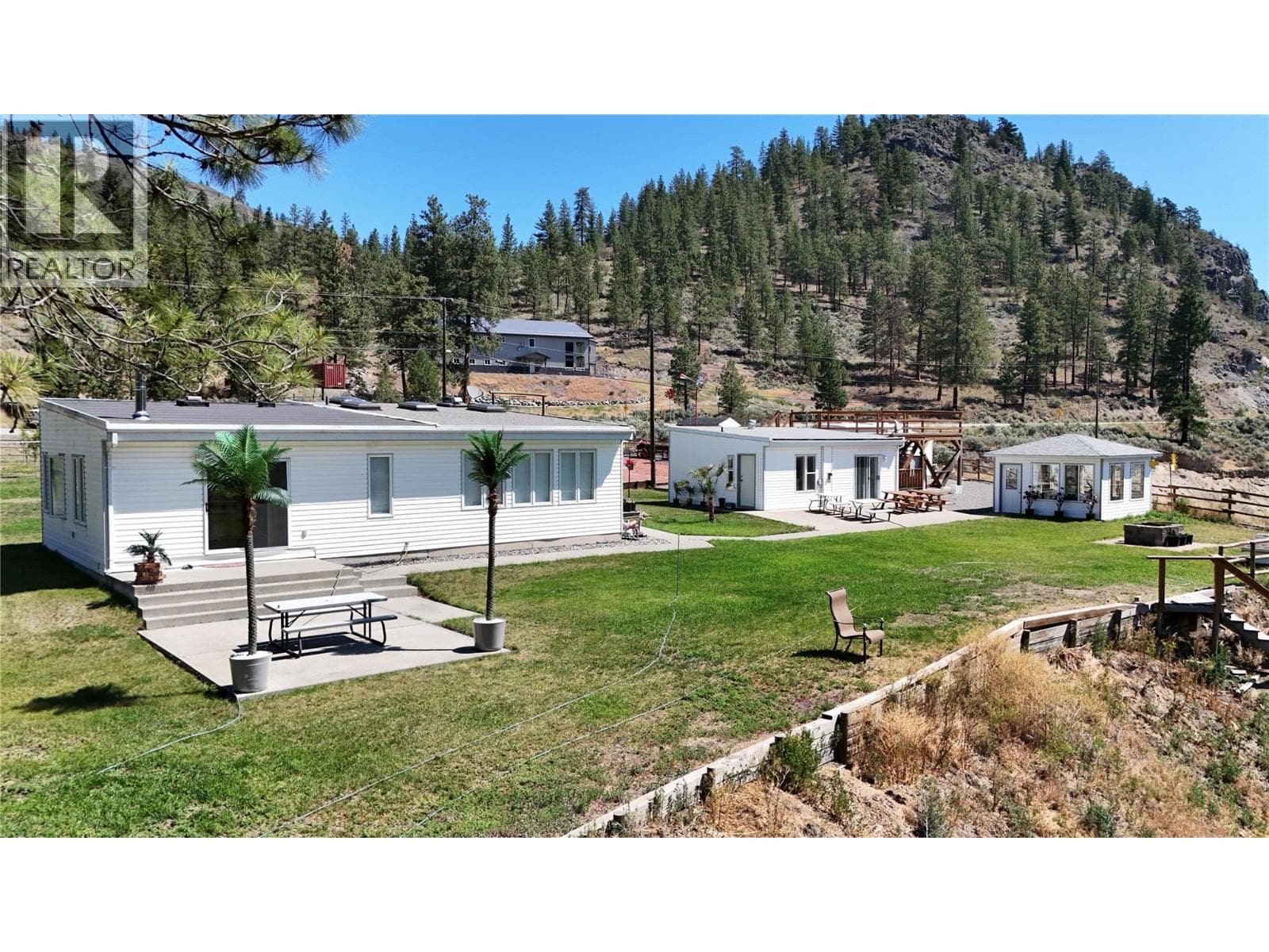 2224 Merritt Spences Bridge Hwy, Interior REALTORS®