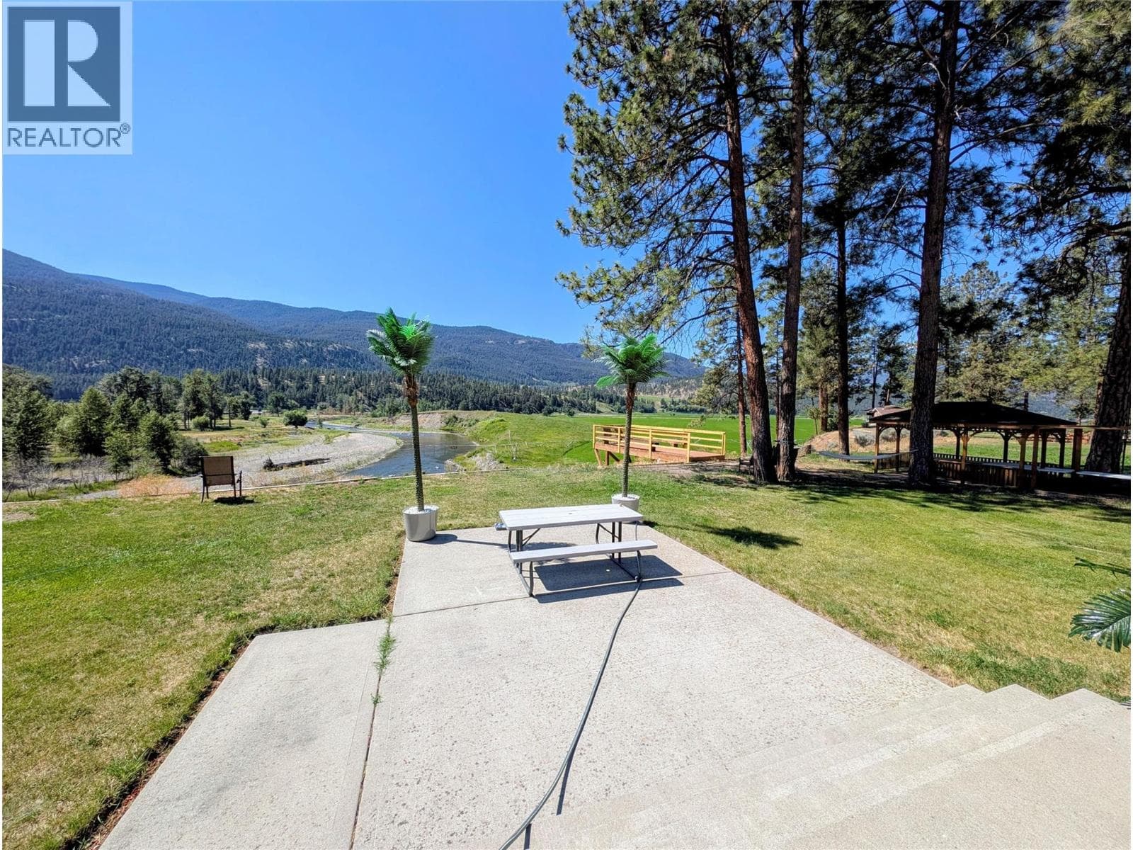 2224 Merritt Spences Bridge Hwy, Interior REALTORS® — photo 4