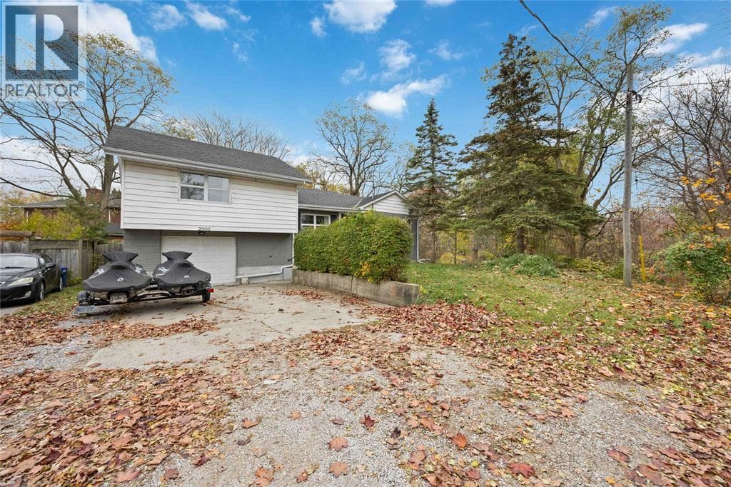 2006 OLIVE AVENUE, Sarnia — photo 3