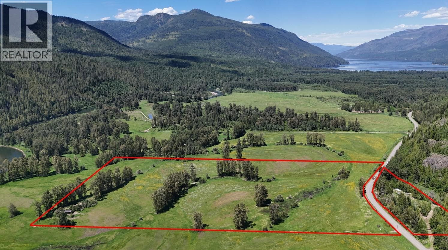 Lumby Mabel Lake Road Lot# Parcel A, Interior REALTORS® — photo 4