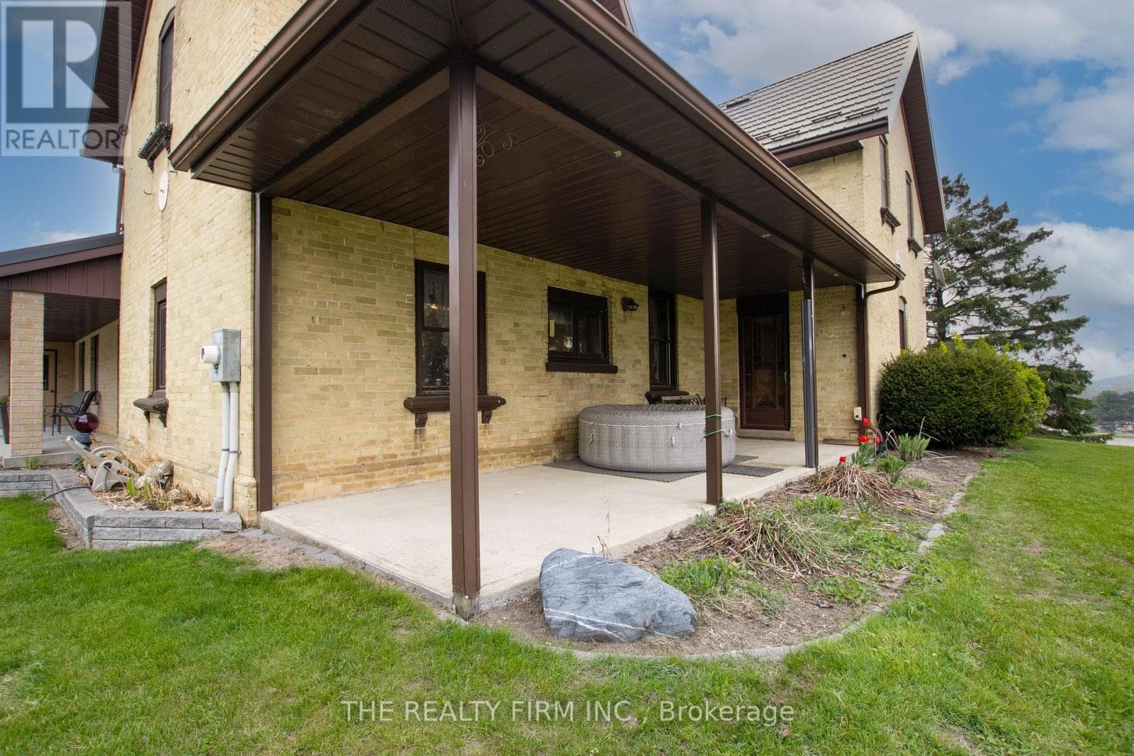 38904 LONDESBORO ROAD, London and St. Thomas