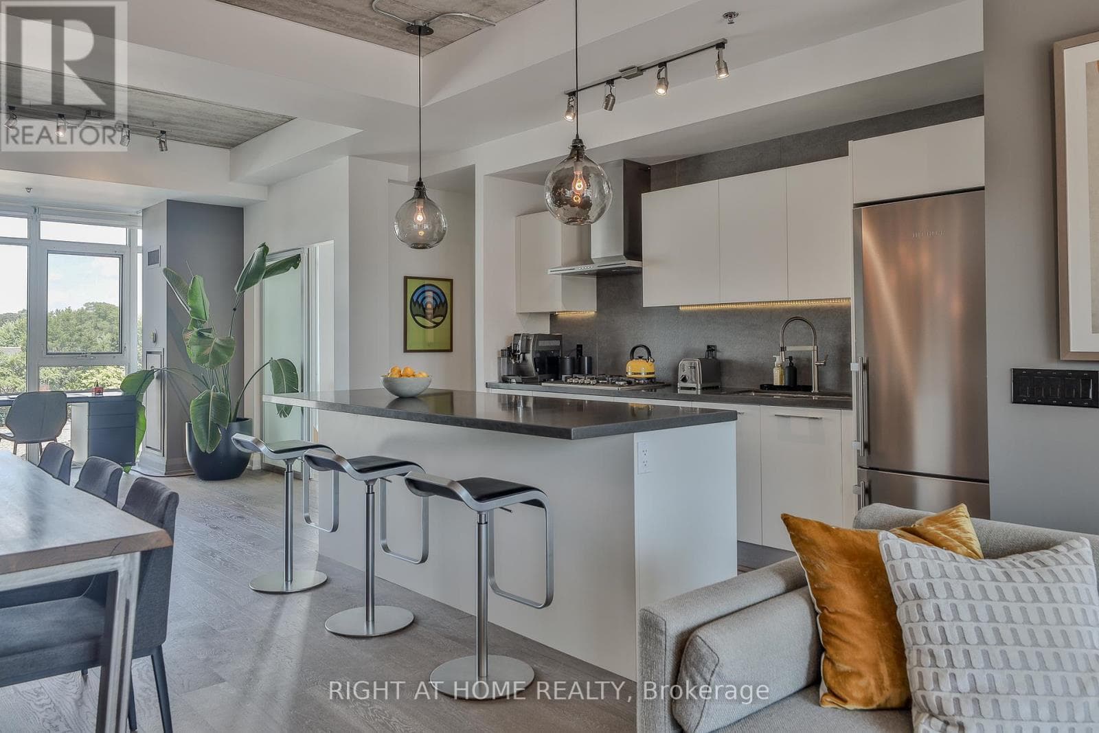 405 - 41 OSSINGTON AVENUE, Toronto — photo 5