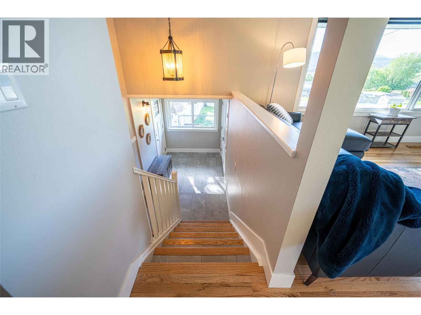 201 MAIL ROAD, Interior REALTORS® — photo 5