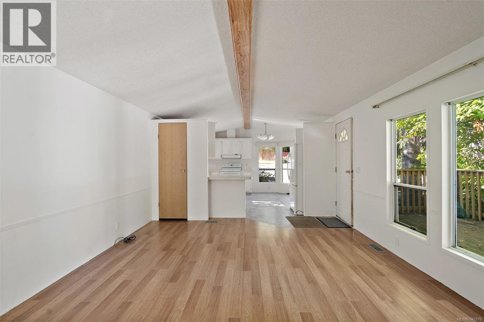 5 2741 STAUTW ROAD, Victoria — photo 3