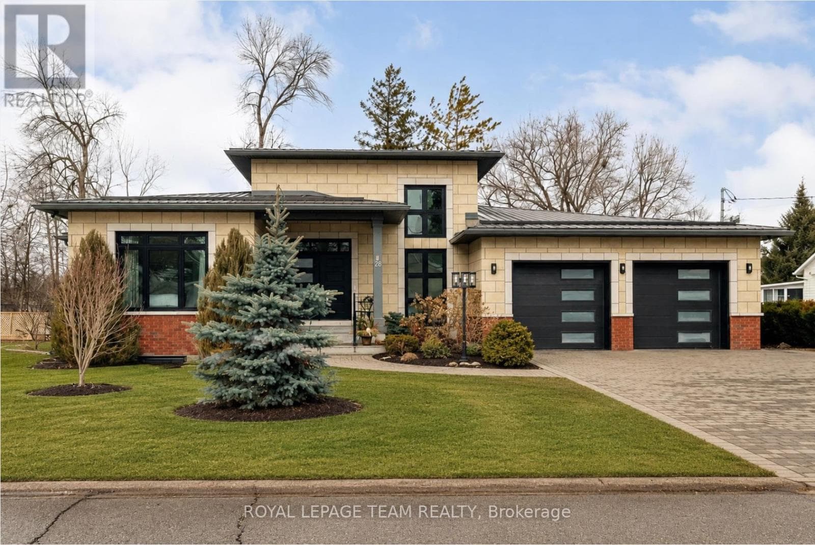 28 GEORGE STREET, Ottawa — photo 2