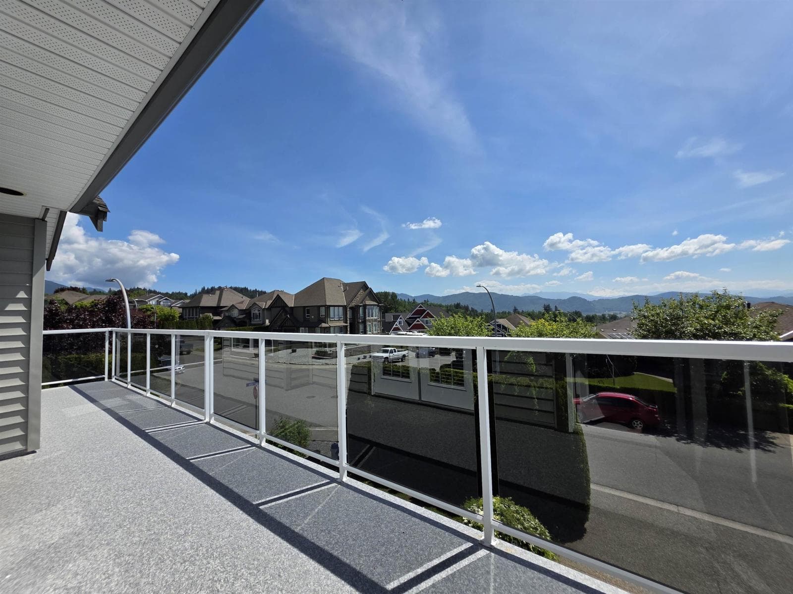 33601 12 AVENUE, Fraser Valley — photo 2