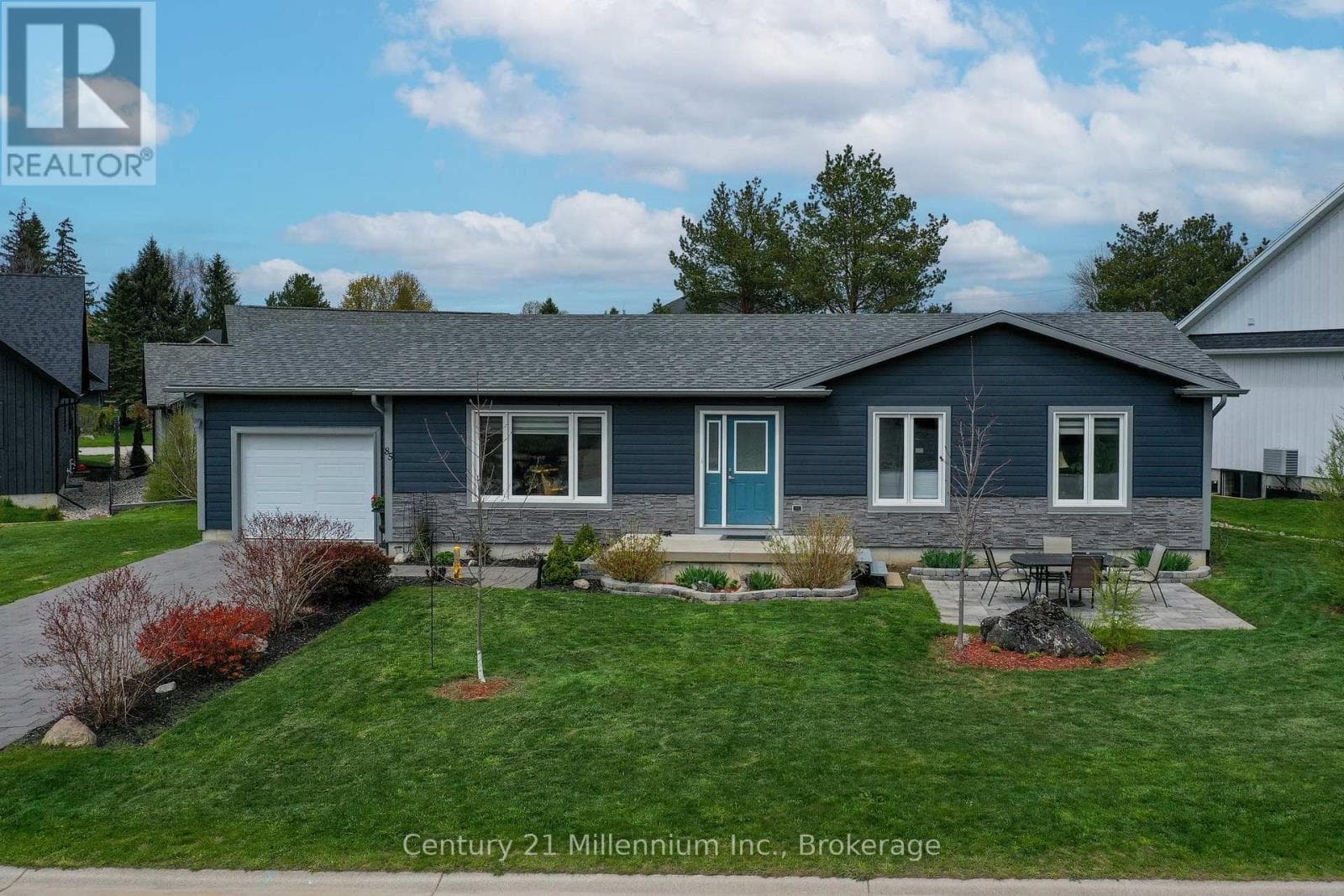85 GORDON CRESCENT, OnePoint — photo 2