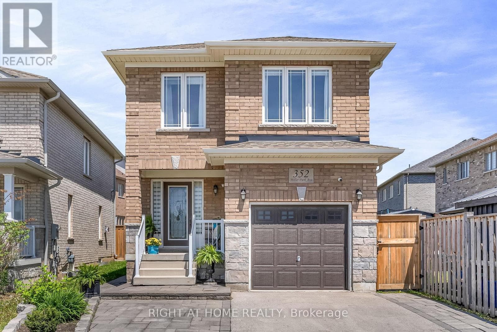 352 MILLER PARK AVENUE, Toronto — photo 4