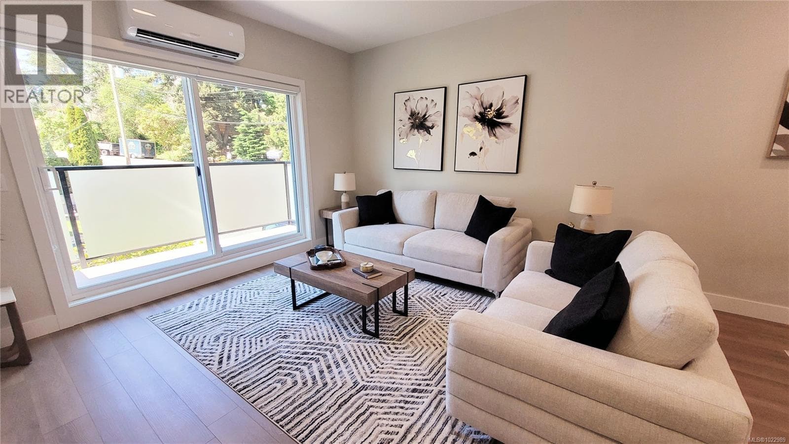 963 Snapdragon Crt, Victoria — photo 4