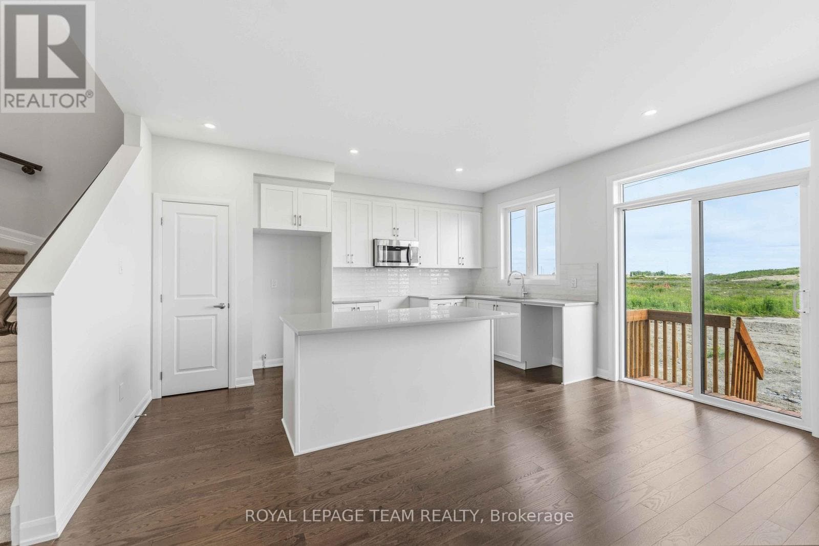 764 FAIRLINE ROW, Ottawa — photo 5