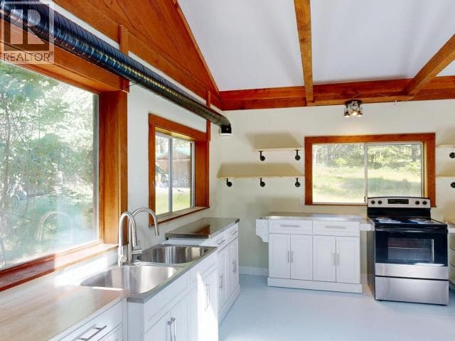4313 GILLIES BAY RD ROAD, Powell River — photo 3
