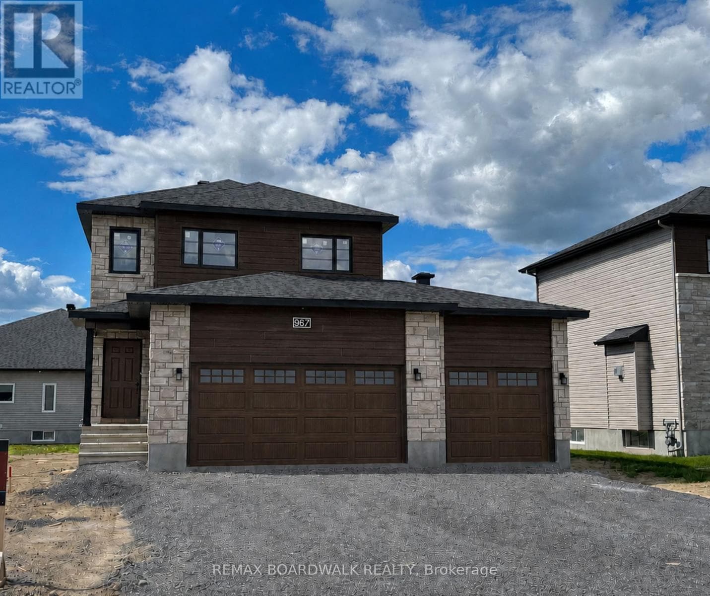 967 CHABLIS CRESCENT, Ottawa
