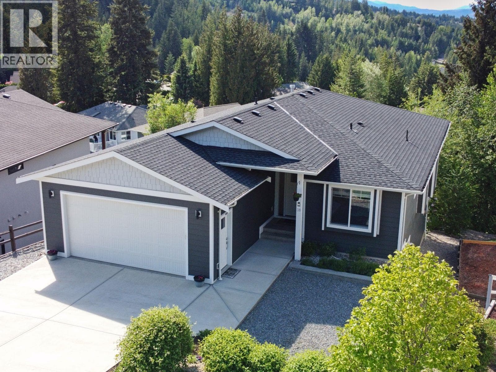 2592 Alpen Paradies Road Unit# #38, Interior REALTORS®