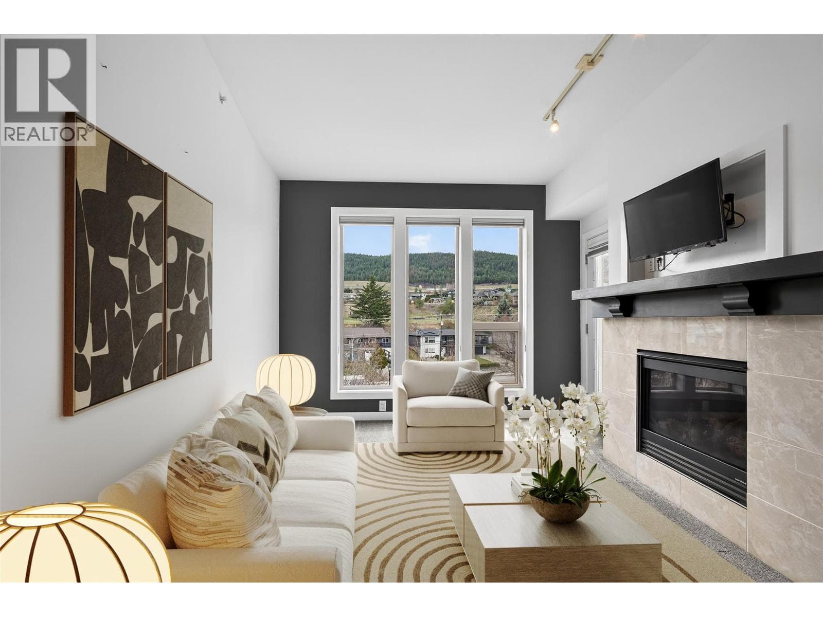 7343 OKANAGAN LANDING ROAD UNIT 2402, Interior REALTORS® — photo 4