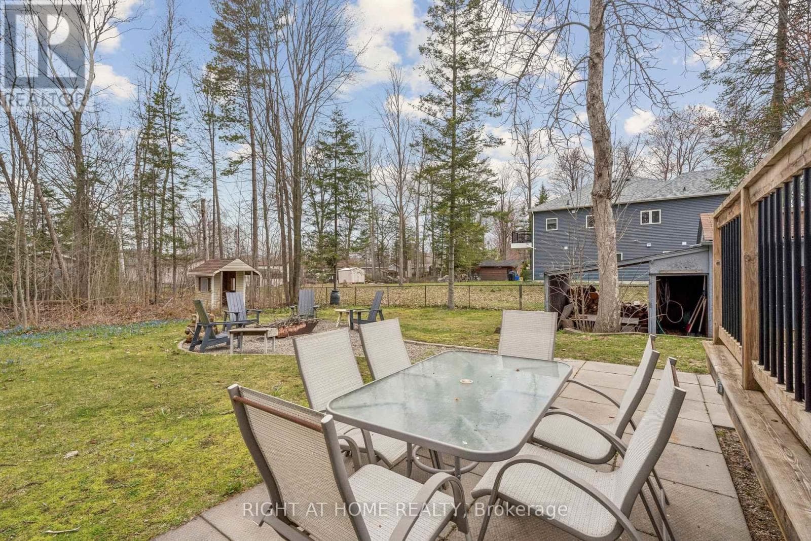 158 ZOO PARK ROAD, Toronto — photo 4