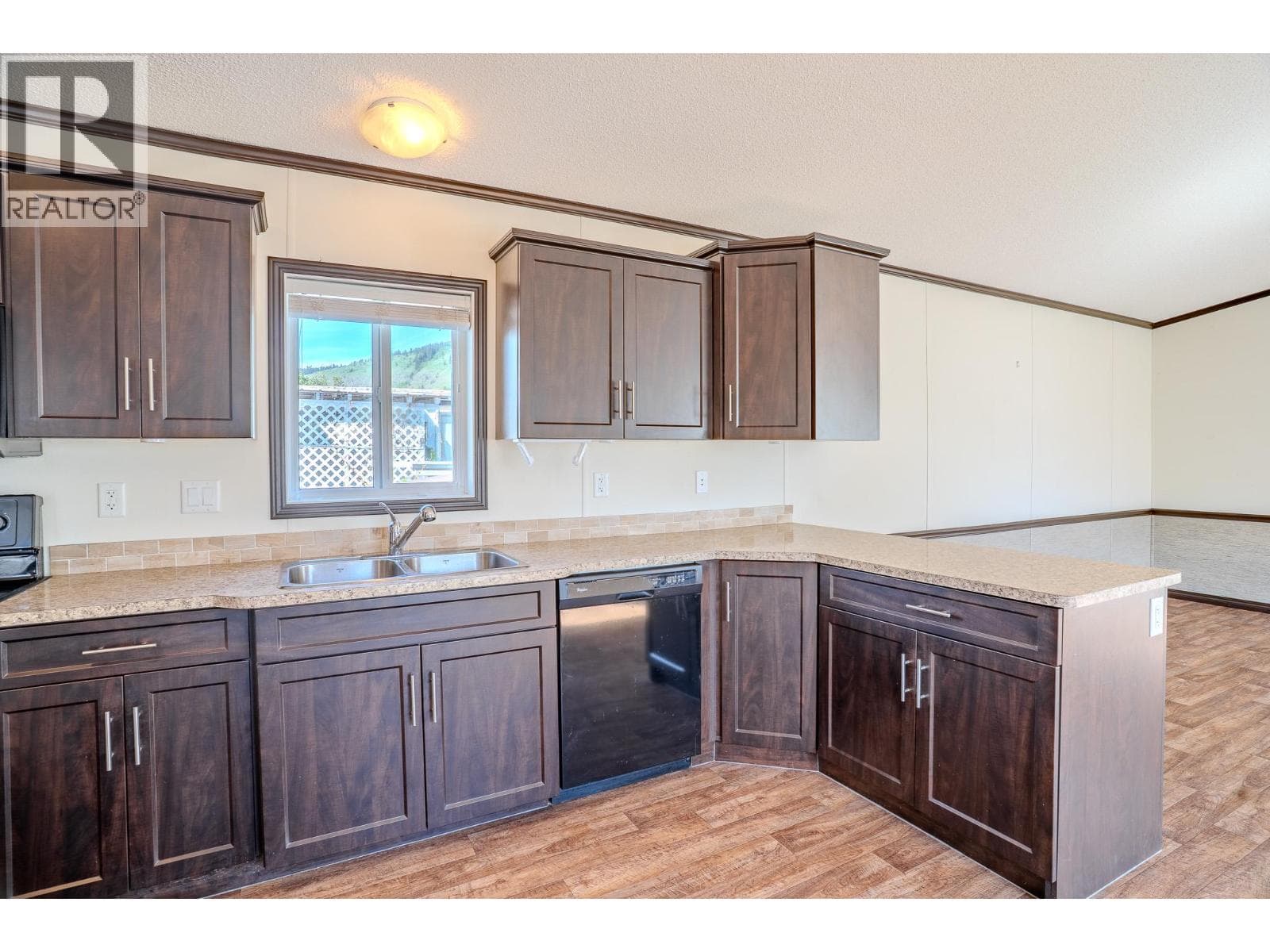 504 PINE STREET UNIT 3, Interior REALTORS® — photo 5