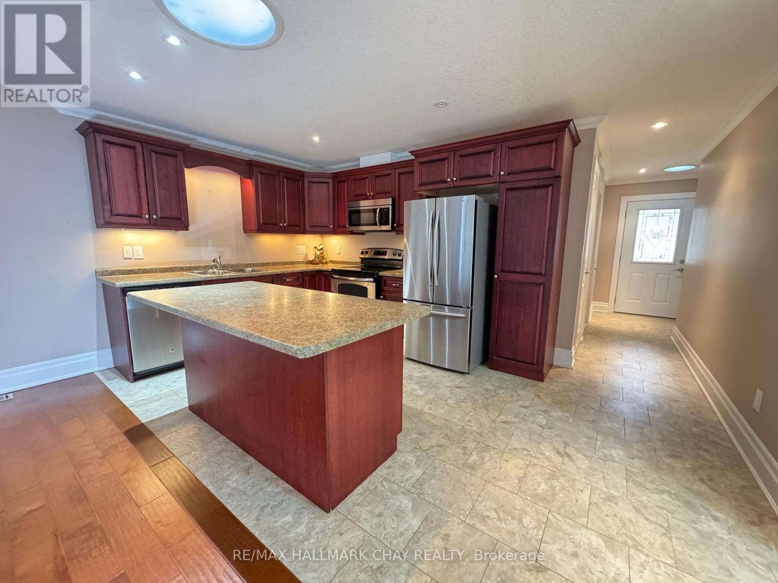 31 GARDEN GROVE CRESCENT, Toronto — photo 5