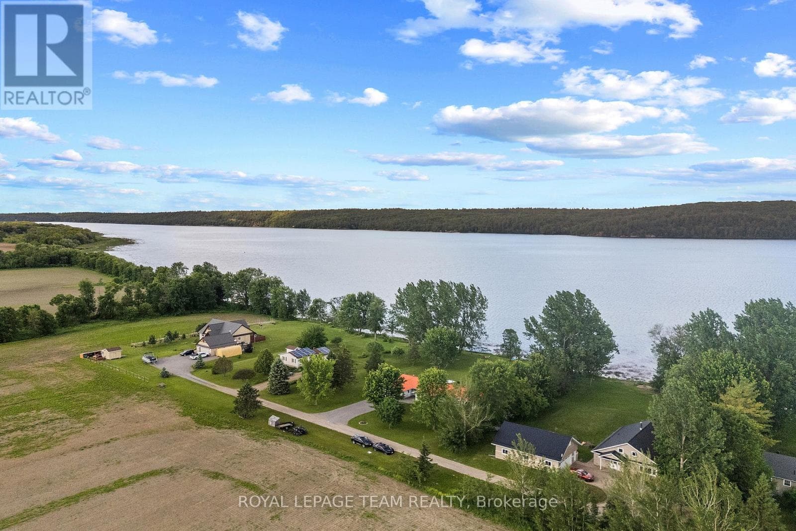 34 BIRD LAKE TRAIL, Ottawa — photo 3
