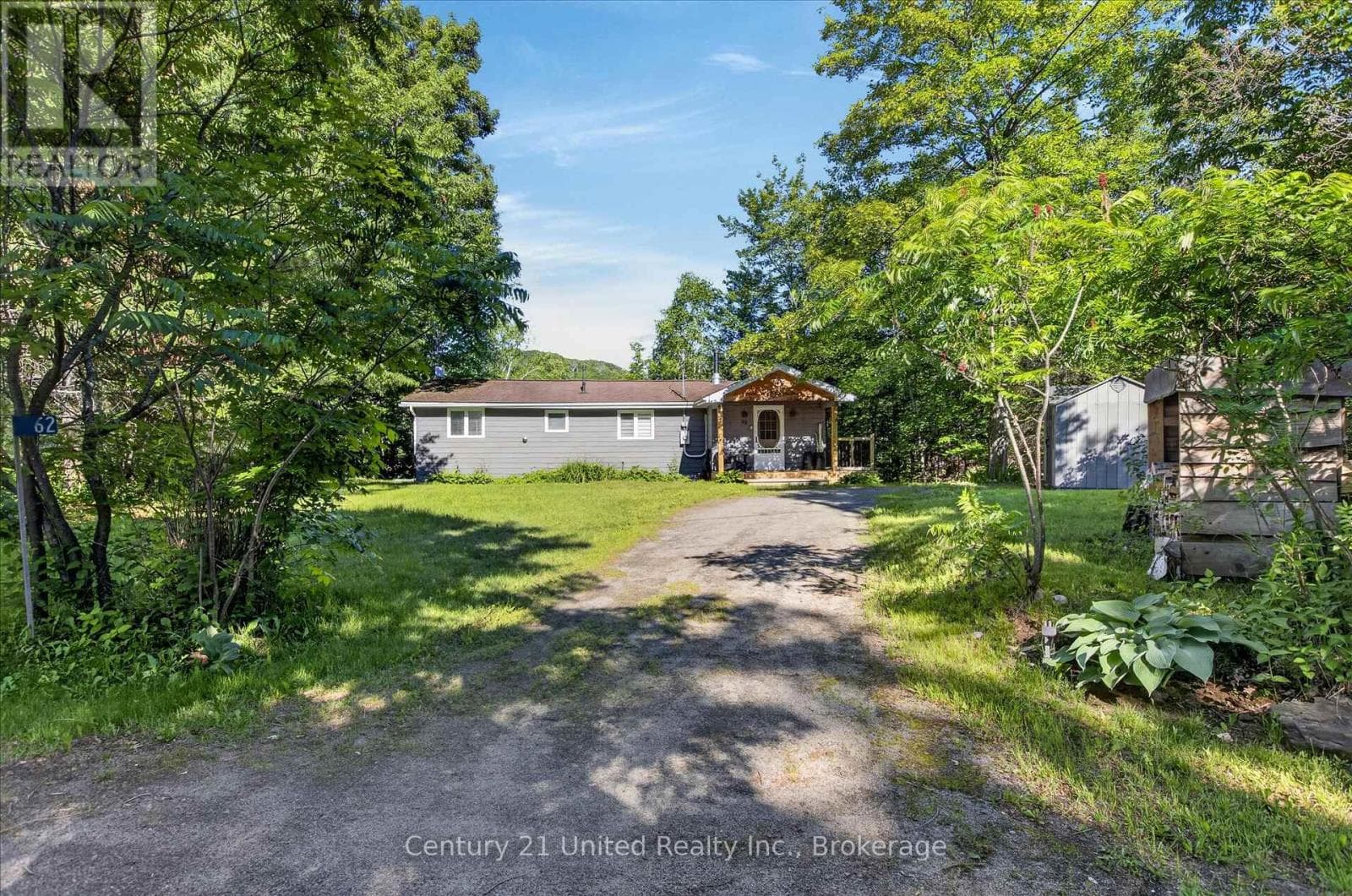62 BENTLEY PLAZA, Central Lakes — photo 2