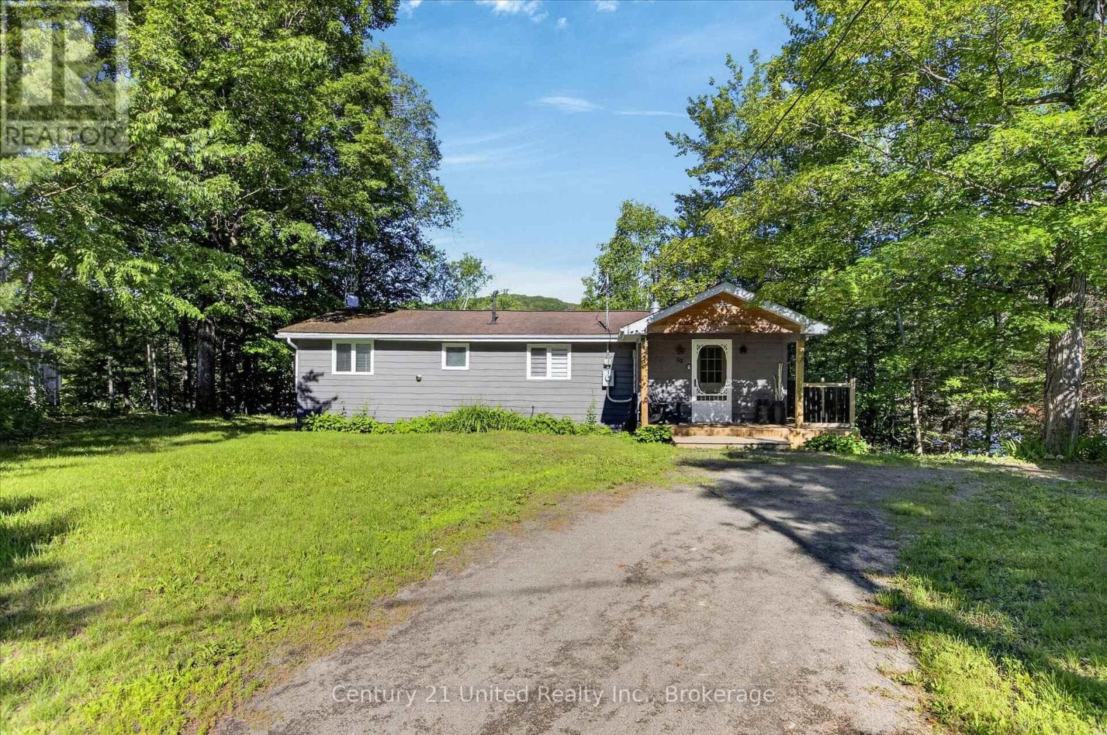 62 BENTLEY PLAZA, Central Lakes — photo 3