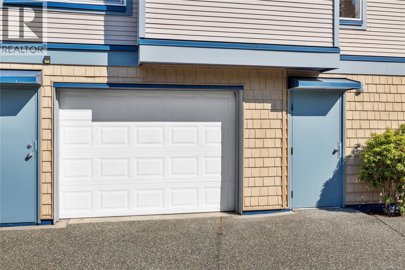 401 650 Prideaux St, Vancouver Island — photo 4