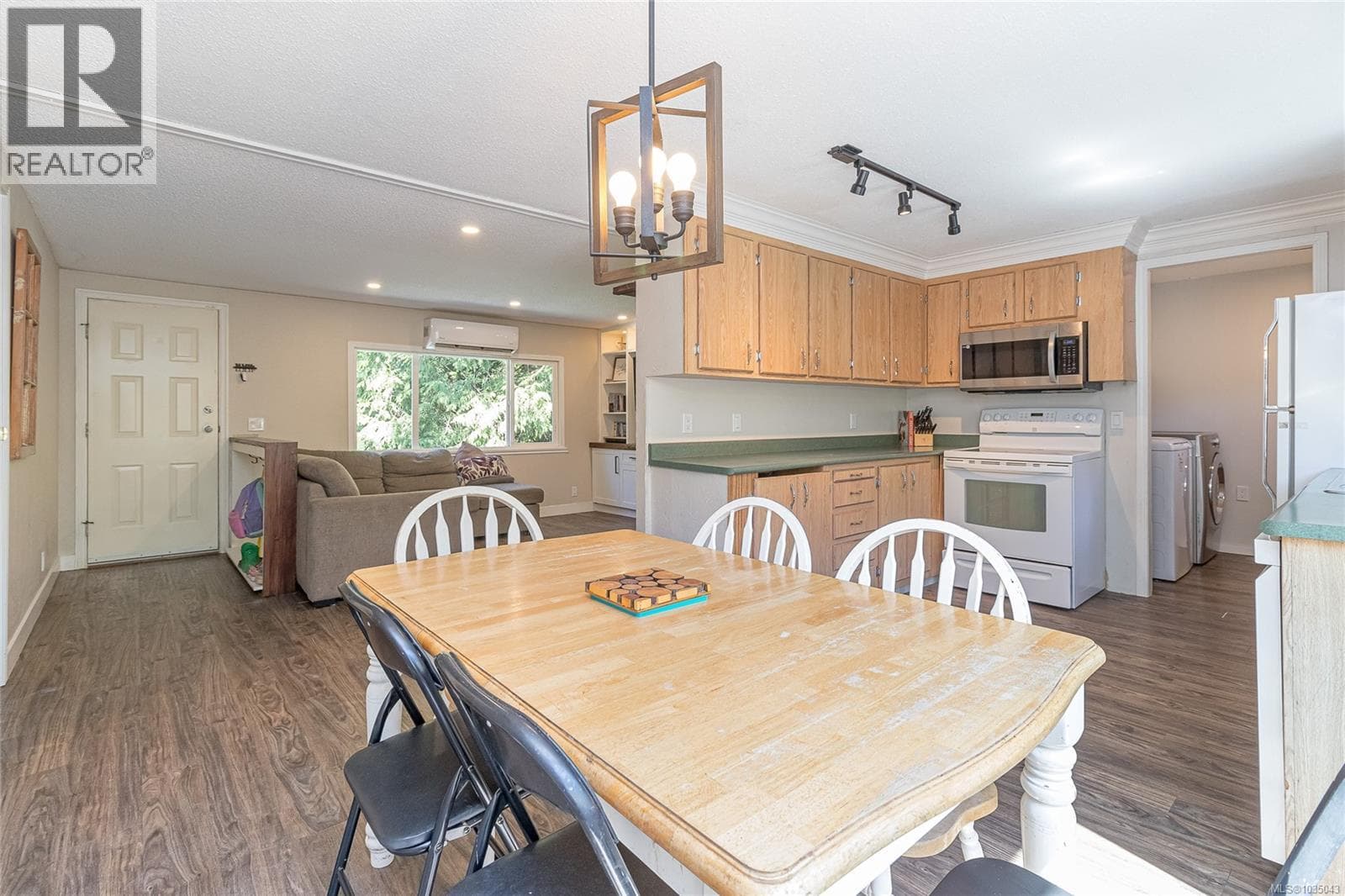 3662 Telegraph Rd, Vancouver Island — photo 5