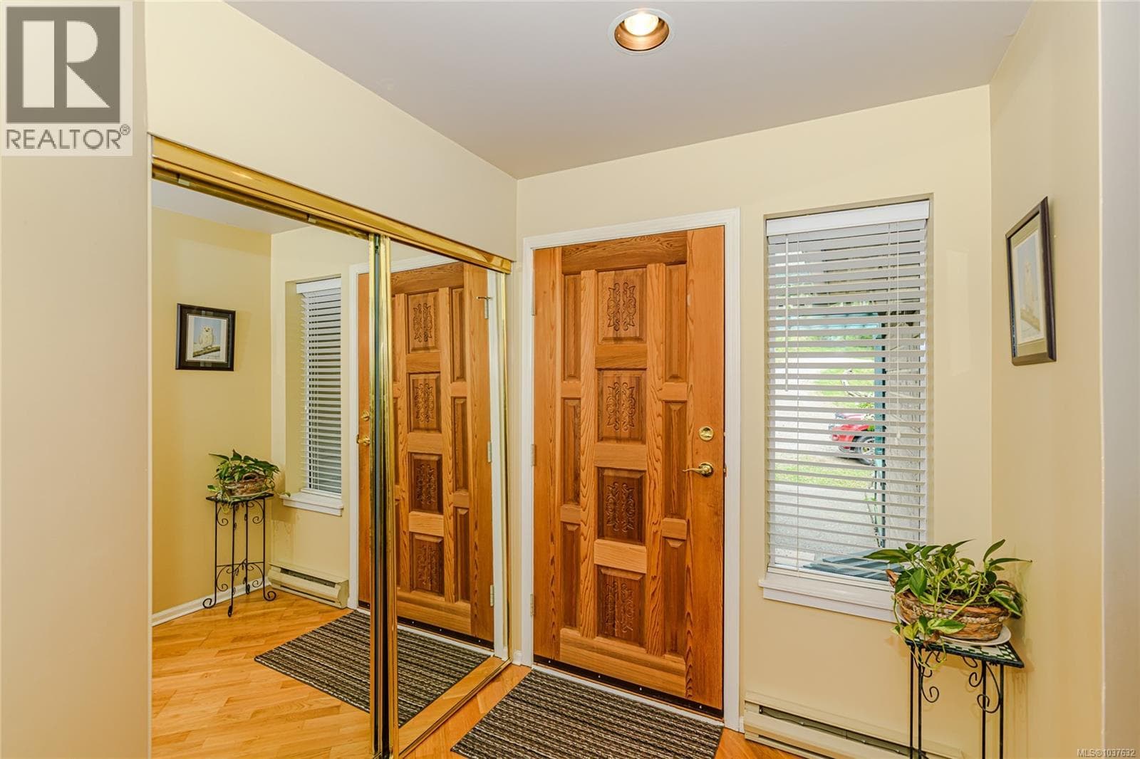 204 Cormorant Cres, Victoria — photo 5