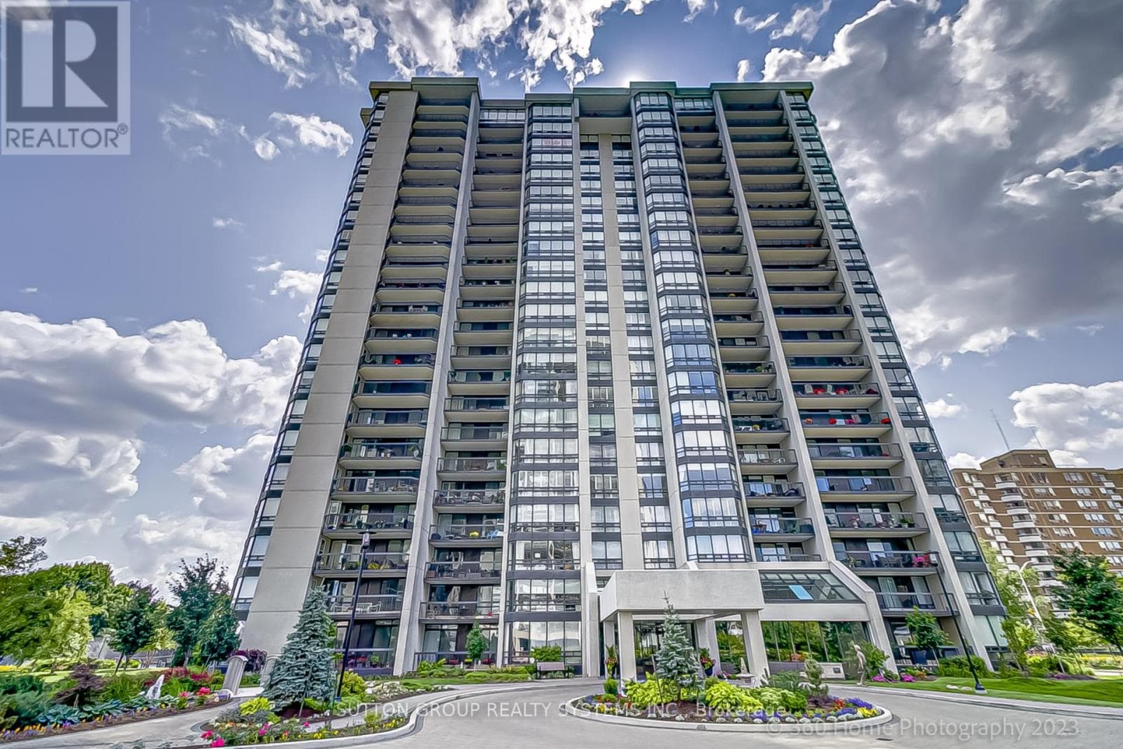 501 - 2180 MARINE DRIVE, Toronto — photo 2