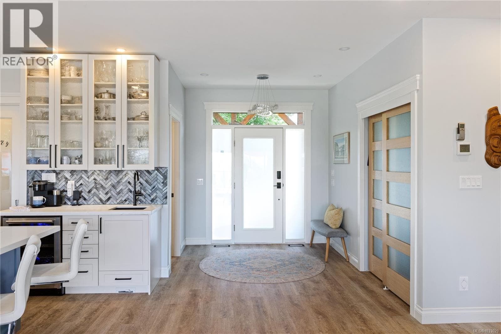 8630 Aldous Terr, Victoria — photo 4