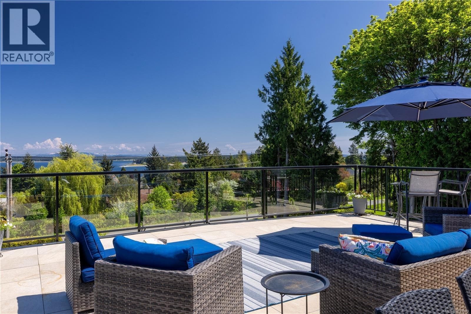 8630 Aldous Terr, Victoria