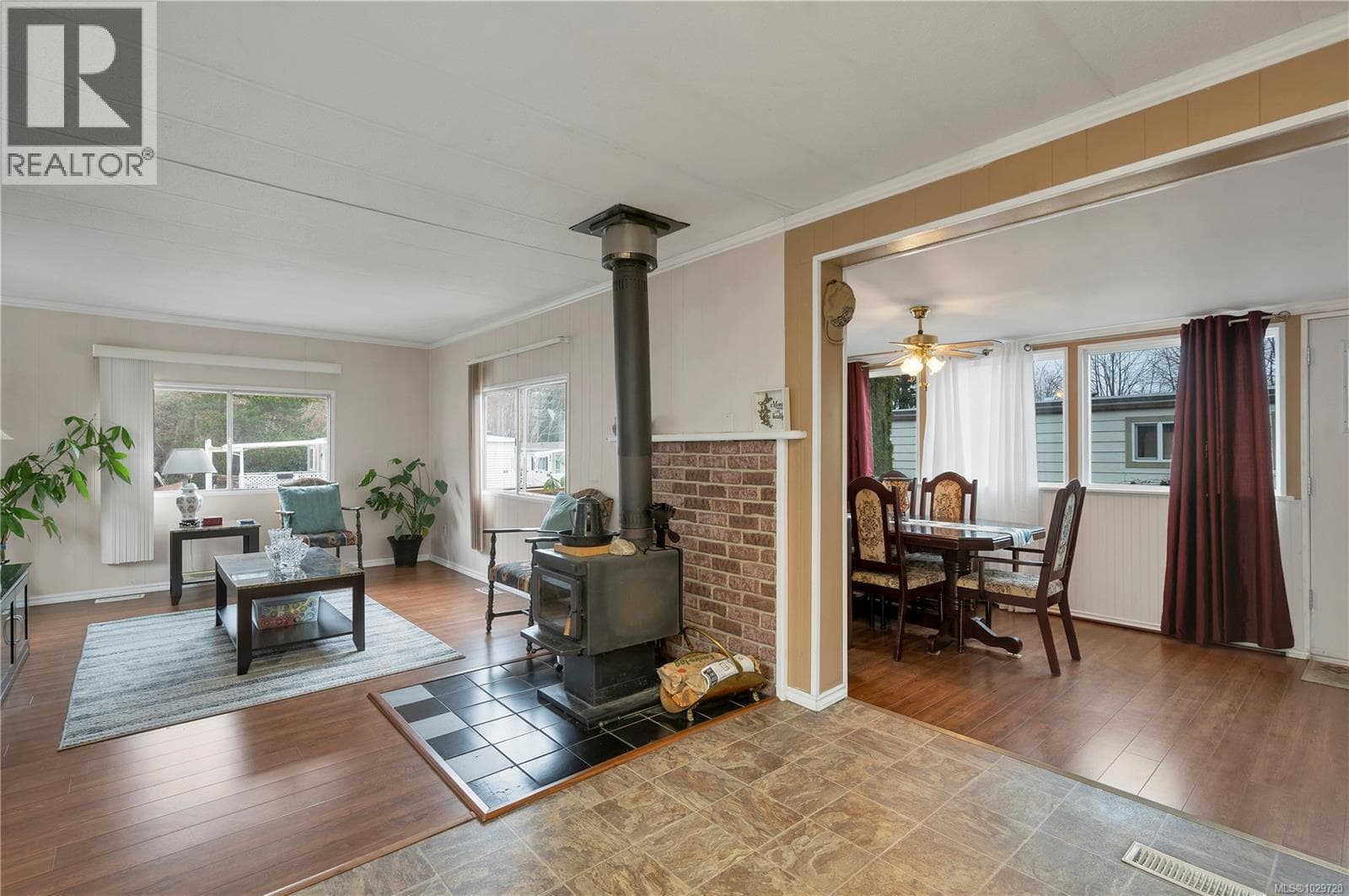 81 951 Homewood Rd, Vancouver Island — photo 4
