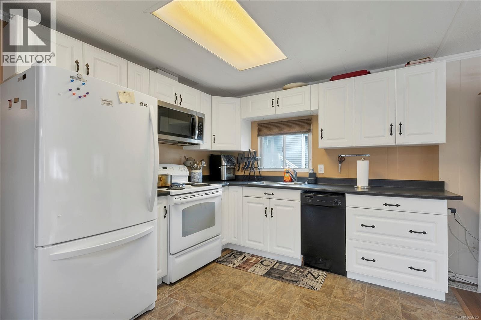 81 951 Homewood Rd, Vancouver Island