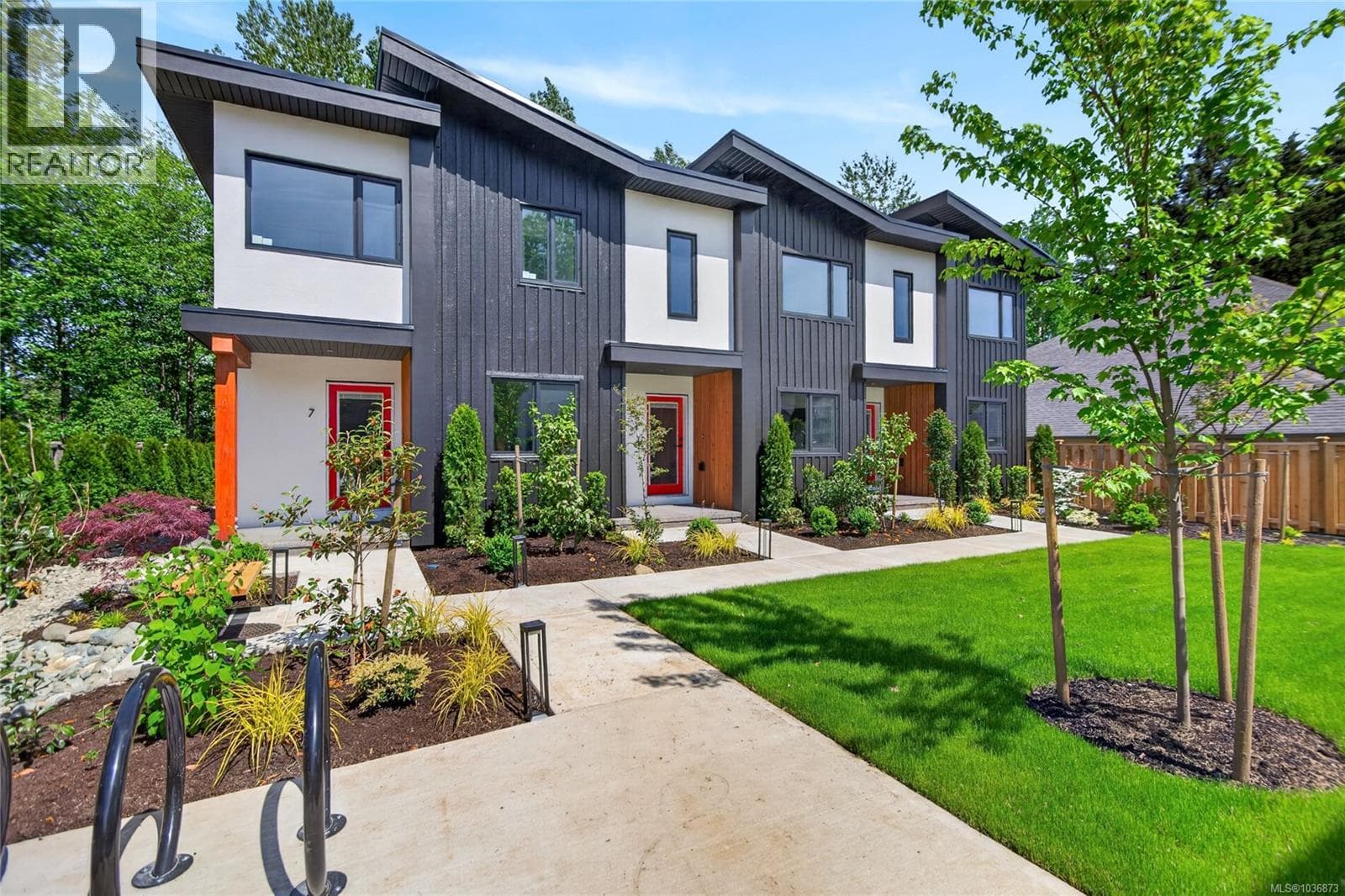 8 1590 Piercy Ave, Vancouver Island — photo 4