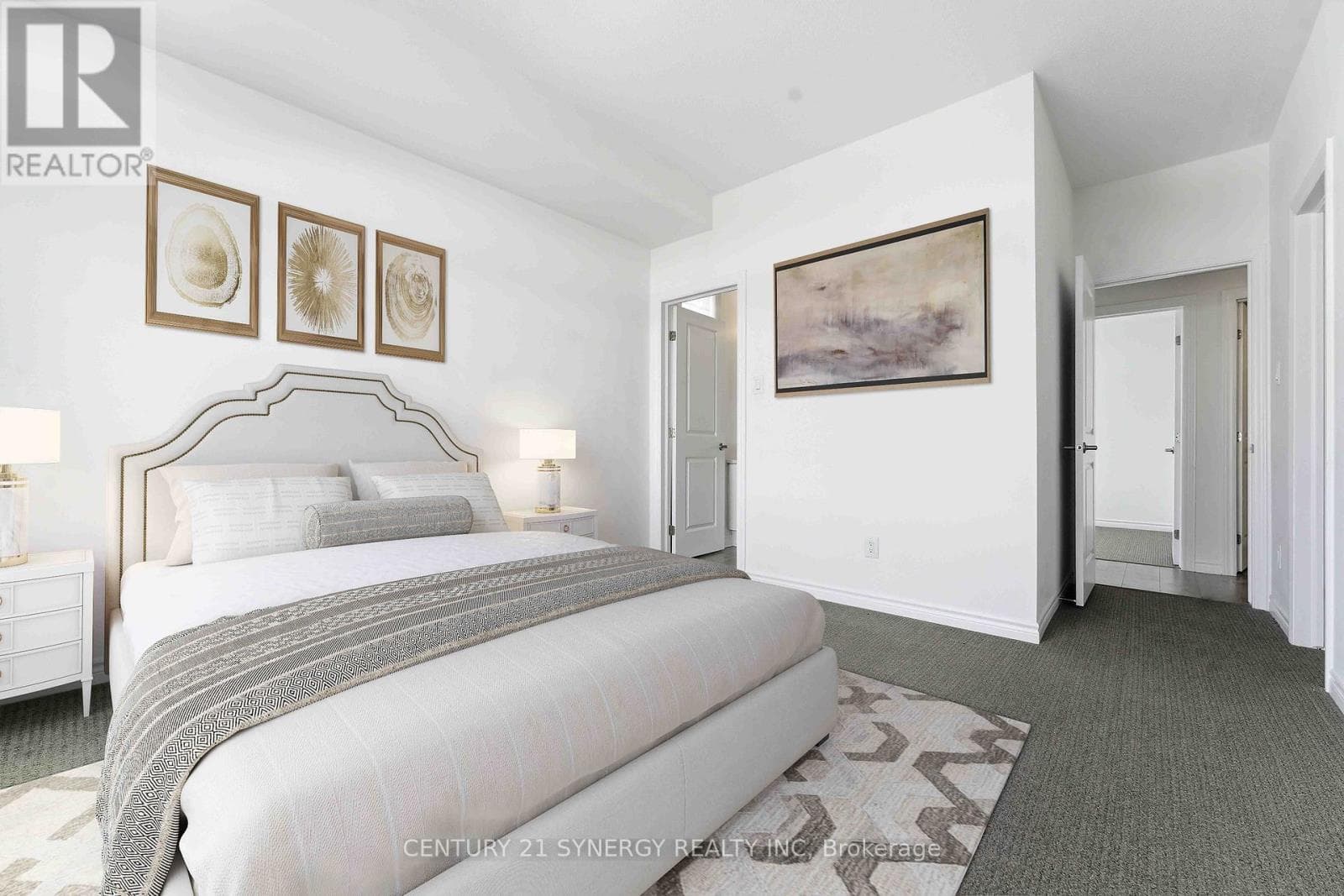 60 EAST JAGUAR PRIVATE, Ottawa — photo 4