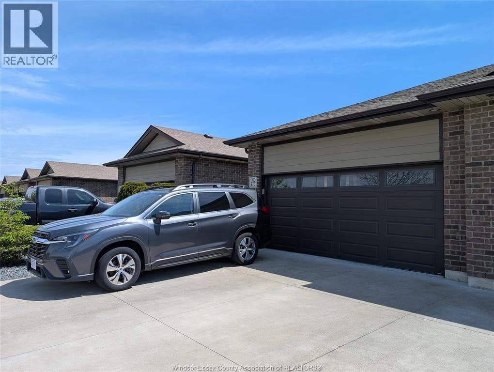 475 OLD COLONY TRAIL, Windsor — photo 3