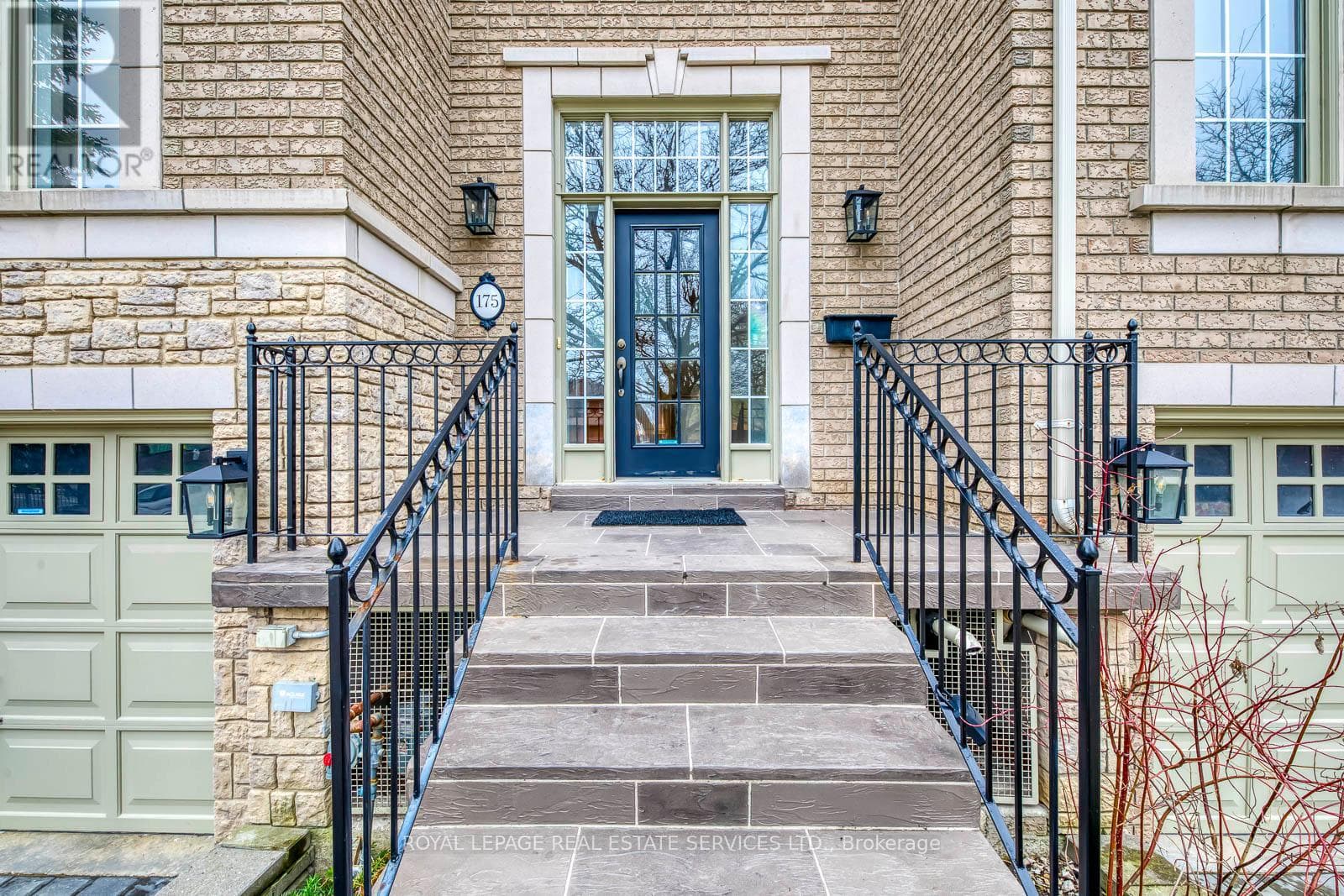 175 LA ROSE AVENUE, Toronto — photo 4