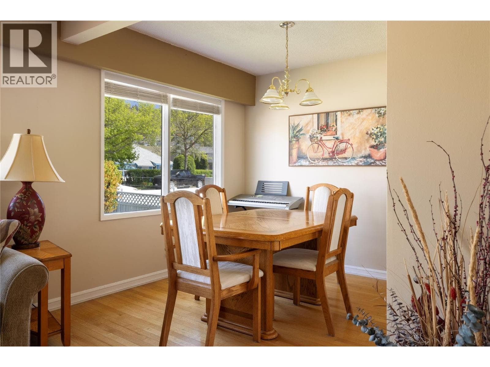 661 BAIE AVENUE, Interior REALTORS® — photo 4